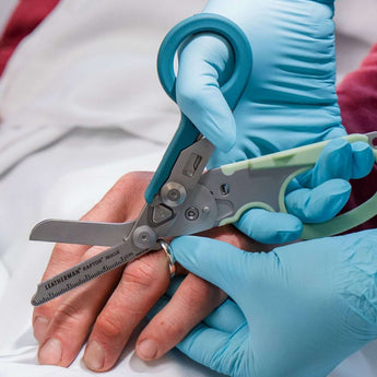 Leatherman Raptor Response Shears - Ring Cutter in Use