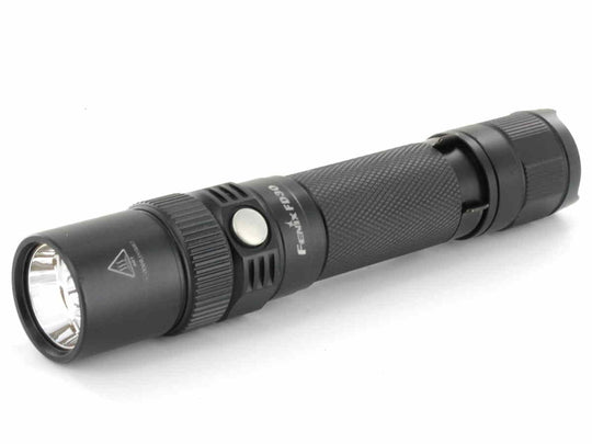 Fenix FD30 Focusable Flashlight - CREE XP-L HI LED - 900 Lumens - Uses 1 x 18650 or 2 x CR123As