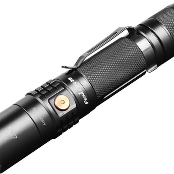 Fenix UC35 V2.0 Rechargeable LED Flashlight - CREE XP-L HI V3 - 1000 Lumens - Uses 1 x ARB-L18 18650 (Included) or 2 x CR123A