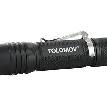 Folomov 18650S LED Flashlight - Nichia 219D - 900 Lumens - Includes 1 x 3.7V 2600mAh 18650 - Black