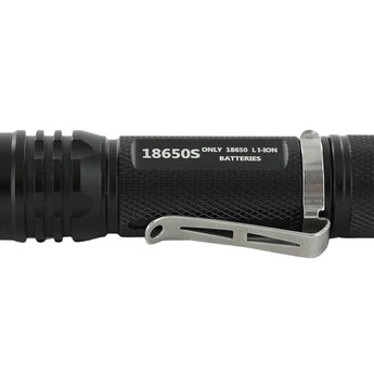 Folomov 18650S LED Flashlight - Nichia 219D - 900 Lumens - Includes 1 x 3.7V 2600mAh 18650 - Black