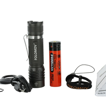 Folomov 18650S LED Flashlight - Nichia 219D - 900 Lumens - Includes 1 x 3.7V 2600mAh 18650 - Black