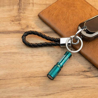 Olight I3E LED Keylight - 90 Lumens - Includes 1 x AAA - Multiple Color Options