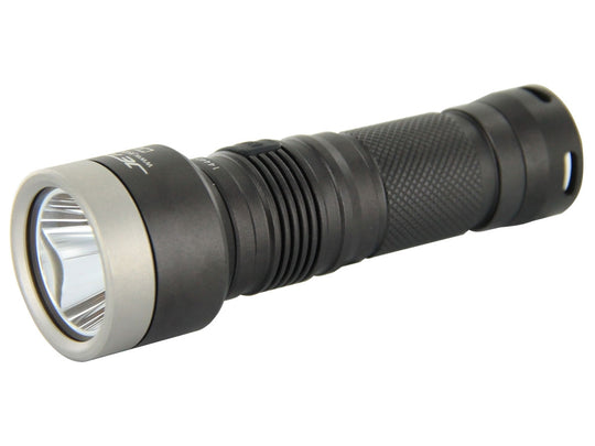 JETBeam WL-S1 Professional Outdoor Flashlight - CREE XM-L2 LED - 700 Lumen - Uses 1 x CR123A, 1 x AA, 1 x 14500 or 1 x 16340