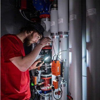 Ledlenser 502808 W2 Work LED Flashlight - 160 Lumens - Includes 2 x AAA