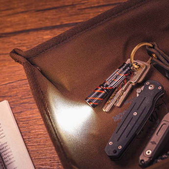 Olight I3E LED Keylight - 90 Lumens - Includes 1 x AAA - Multiple Color Options