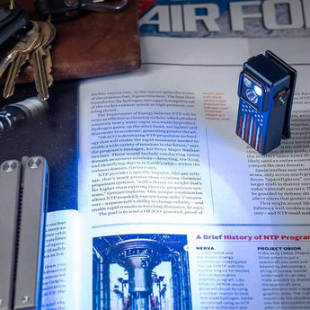 Olight Oclip Ultra LED Cliplight - 530 Lumens - Uses Built-in 580mAh Li-ion Battery Pack - Olive Green or Navy Blue