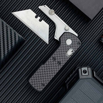 Olight Otacle UI Folding Knife - Carbon Fiber