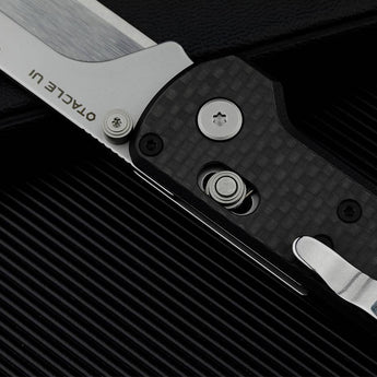 Olight Otacle UI Folding Knife - Carbon Fiber