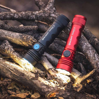 Olight Seeker 4 Rechargeable LED Flashlight - 3100 Lumens - Includes 1 x 21700 - Matte Black or Red
