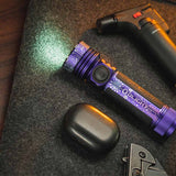 Olight Seeker 4 Pro Rechargeable LED Flashlight - 4600 Lumens - Cool White or Neutral White - Includes 1 x 21700 - Multiple Color Options