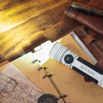 Olight Seeker 4 Pro Rechargeable LED Flashlight - 4600 Lumens - Cool White or Neutral White - Includes 1 x 21700 - Multiple Color Options