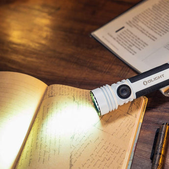 Olight Seeker 4 Pro Rechargeable LED Flashlight - 4600 Lumens - Cool White or Neutral White - Includes 1 x 21700 - Multiple Color Options