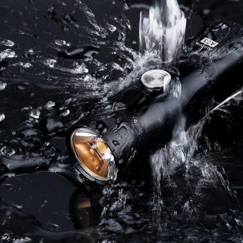 RovyVon Aurora A23 Compact EDC Flashlight - CREE or Nichia LED - 1,000 Lumens - Includes 600mAh Li-Poly Battery Pack