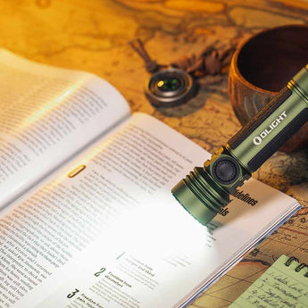 Olight Seeker 4 Pro Rechargeable LED Flashlight - 4600 Lumens - Cool White or Neutral White - Includes 1 x 21700 - Multiple Color Options