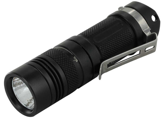 Sunwayman V11R Variable Output Flashlight with Magnetic Control - CREE XM-L2 U2 LED - 570 Lumens - Uses 1 x CR123A/16340