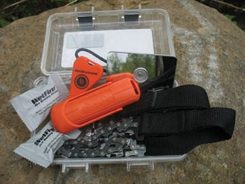 Ultimate Survival Technologies Deluxe Survival Kit - Clear (90111)