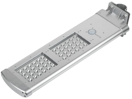 Wagan 2000 Lumen Integrated Solar Street Lamp - Angle Shot
