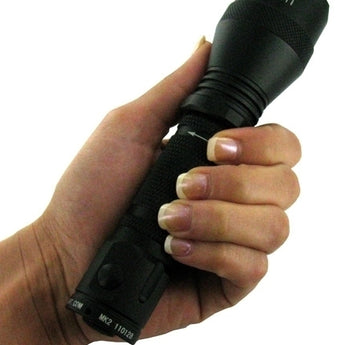 AE Light MK2 Flashlight Kit w/ Charger - CREE XP-G R5 LED - 230 Lumens - Uses 2 x CR123A or 1 x 18650 (Included)