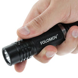 Folomov 18650S LED Flashlight - Nichia 219D - 900 Lumens - Includes 1 x 3.7V 2600mAh 18650 - Black