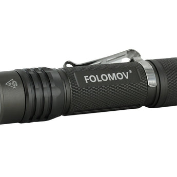 Folomov 18650S LED Flashlight - Nichia 219D - 900 Lumens - Includes 1 x 3.7V 2600mAh 18650 - Black
