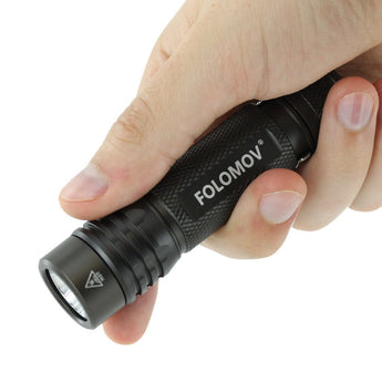 Folomov 18650S LED Flashlight - Nichia 219D - 900 Lumens - Includes 1 x 3.7V 2600mAh 18650 - Black
