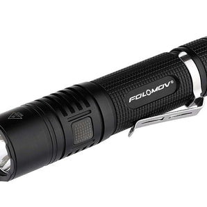 Folomov B4 LED Flashlight - CREE XP-L - 1200 Lumens - Includes 1 x 3.7V 2600mAh 18650