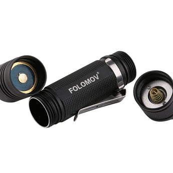 Folomov D4 LED Flashlight - CREE XP-L - 1080 Lumens - Includes 1 x 3.7V 2600mAh 18650