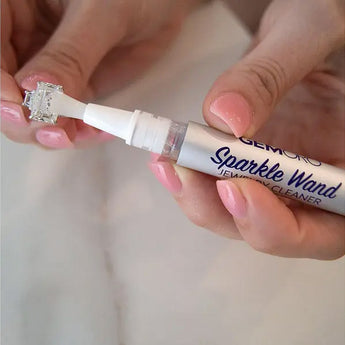 GemOro Sparkle Wand On-The-Go Jewelry Cleaner