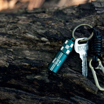 Olight I17 USB-C Rechargeable LED Keylight - 180 Lumens - Uses Built-in 130mAh Li-ion Battery Pack - Checkered Flag