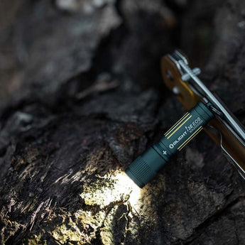 Olight I3E LED Keylight - 90 Lumens - Includes 1 x AAA - Multiple Color Options