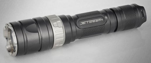 JETBeam RRT2 Rapid Response Tactical Flashlight - CREE XM-L2 LED - 550 Lumens - Uses 2 x CR123As, 2 x RCR123As or 1 x 18650