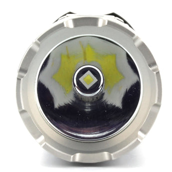 Klarus XT11S Rechargeable Flashlight - CREE XP-L HI V3 LED - 1100 Lumens - Uses 2 x CR123A  or 1 x 18650 (Included)