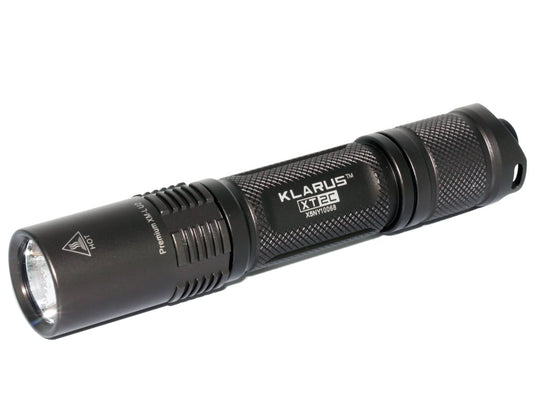Klarus XT2C LED Flashlight - CREE XM-L2 (U2) LED - 725 lumens - Uses 2 x CR123A Batteries - Dark Grey Finish