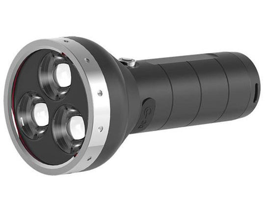 Ledlenser MT18 Rechargeable LED Flashlight - 3 x Xtreme LED - 3000 Lumens - Includes Built-In Li-ion Battery Pack