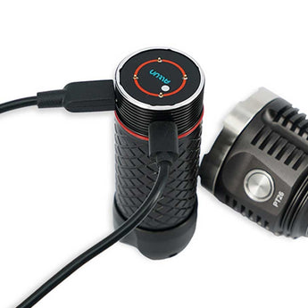 MecArmy PT26 Rechargeable Power Bank Flashlight - 9x CREE XP-G2 S4 LEDs - 3850 Lumens - Uses 1 x 26650 (Included) or 1 x 18650