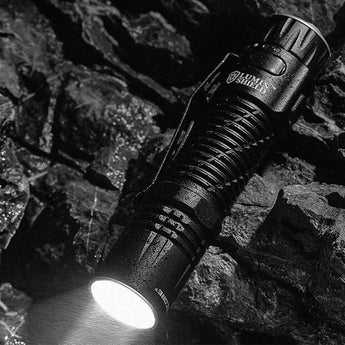 Nitecore EDC33 USB-C rechargeable Tactical LED Flashlight - NiteLab Uhi 20 MAX - 4000 Lumens - Uses Built-in 4000mAh Li-ion Battery Pack