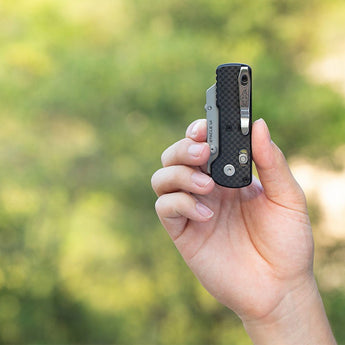 Olight Otacle UI Folding Knife - Carbon Fiber