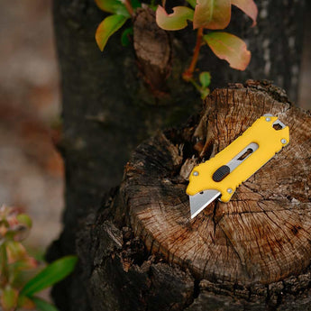 Olight Otacle Utility Knife - G10 Handle - Blue, Olive Green, Orange, Yellow, Stars and Stripes, Carbon Fiber, or Doughnut