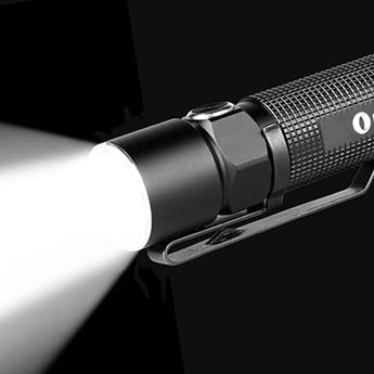 Olight S20R Baton Rechargeable LED Flashlight 550 Lumens Cree XM-L2 LED Uses 1 x 18650 CR123