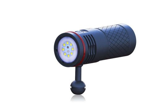 Klarus SD80 Dive Light - 8 x CREE XM-L2 LEDs - 5000 Lumens - Uses 4 x 18650 or 8 x CR123A