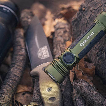 Olight Seeker 4 Pro Rechargeable LED Flashlight - 4600 Lumens - Cool White or Neutral White - Includes 1 x 21700 - Multiple Color Options