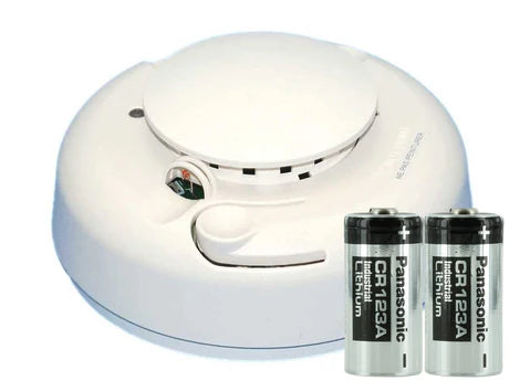 Xfinity JCHS2AZ0 Smoke and CO Detector Battery Kit (2 x CR123A Lithium Batteries)