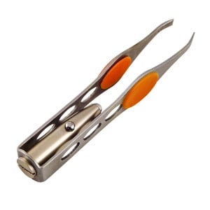 Ultimate Survival Technologies Trail Tweezers with LED Light - Includes 3 x AG3 Batteries (20-BUG0003)