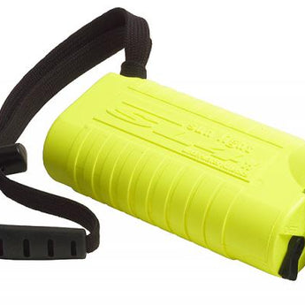 Underwater Kinetics SL4 Xenon 80044 Dive Light - 113 Lumens - Uses 4 x C Cells - Yellow
